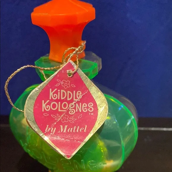 Mattel Kiddles Kologne with Apple Blossom Doll Orange and Green Design - Picture 2 of 9